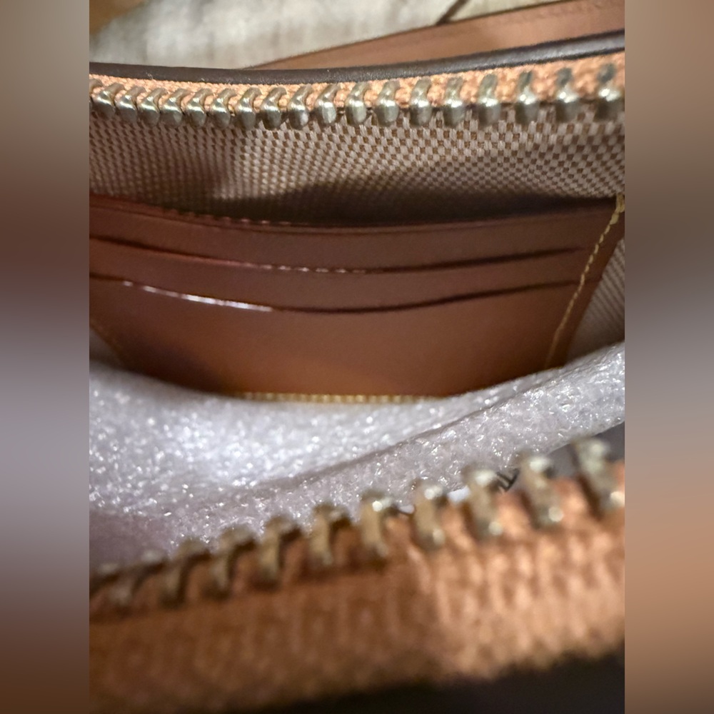 Coach Croc-Embossed Leather Swinger 20, BRAND NEW! - Picture 6 of 12